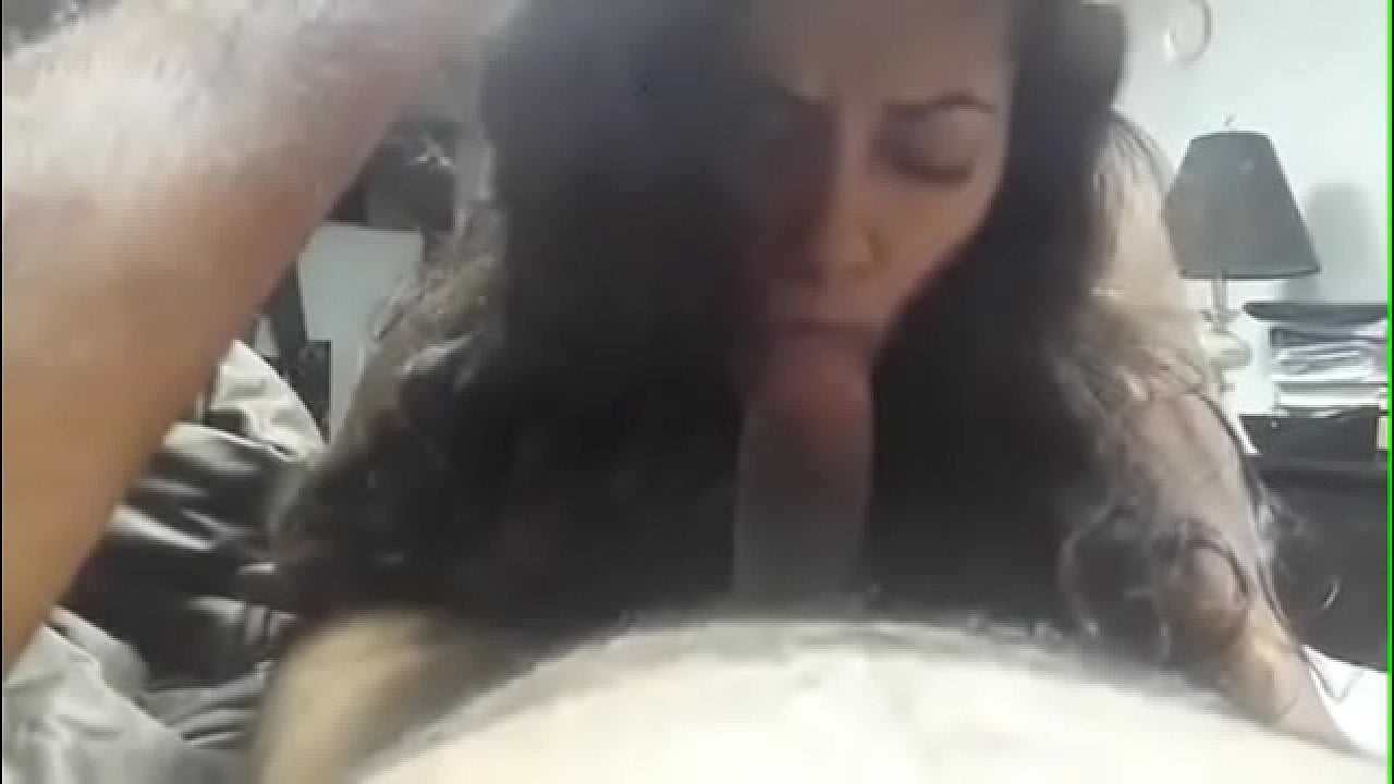 Hot desi girl sucking big black dick