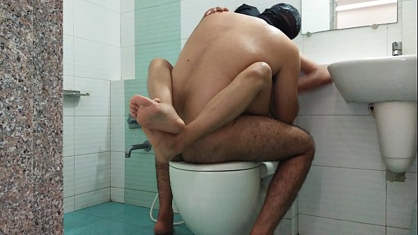 600px x 337px - Indian couple made sex video of their fuck in bathroom