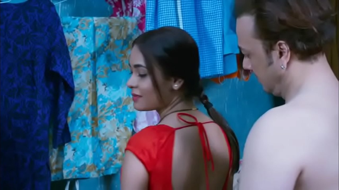 Hot Indian woman fucked by horny neighbor - Indian