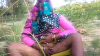 Hot desi aunty fucked hard in an open field