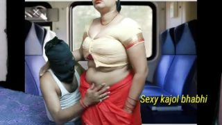 Big boobs sex Kajol bhabhi fucked in train