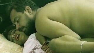 Erotic palang tod chudayi of Bhojpuri couple