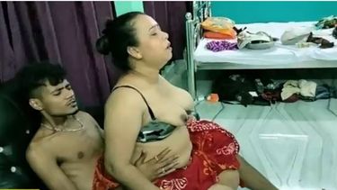 19 yrs old Bengali teen fucking stepmom - Indian xxx videos
