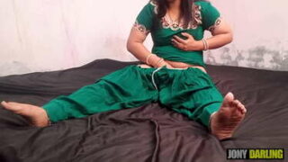 Muslim bhabhi wants big dick on Eid