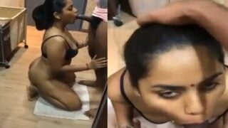 Hotel receptionist sucking rich Indian man in washroom