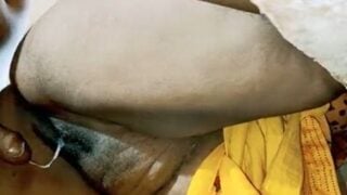 Chudai before breakfast of horny neighbor aunty