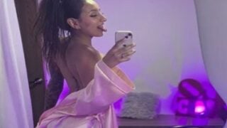 Cute Indian college girl fucked without condom