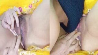 Orgasm of sexy bhabhi with pussy licking before sex
