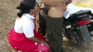 Outdoor cock sucking by sexy Rajasthani maid
