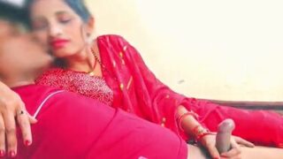 Romantic chudai newly married Bihari couple